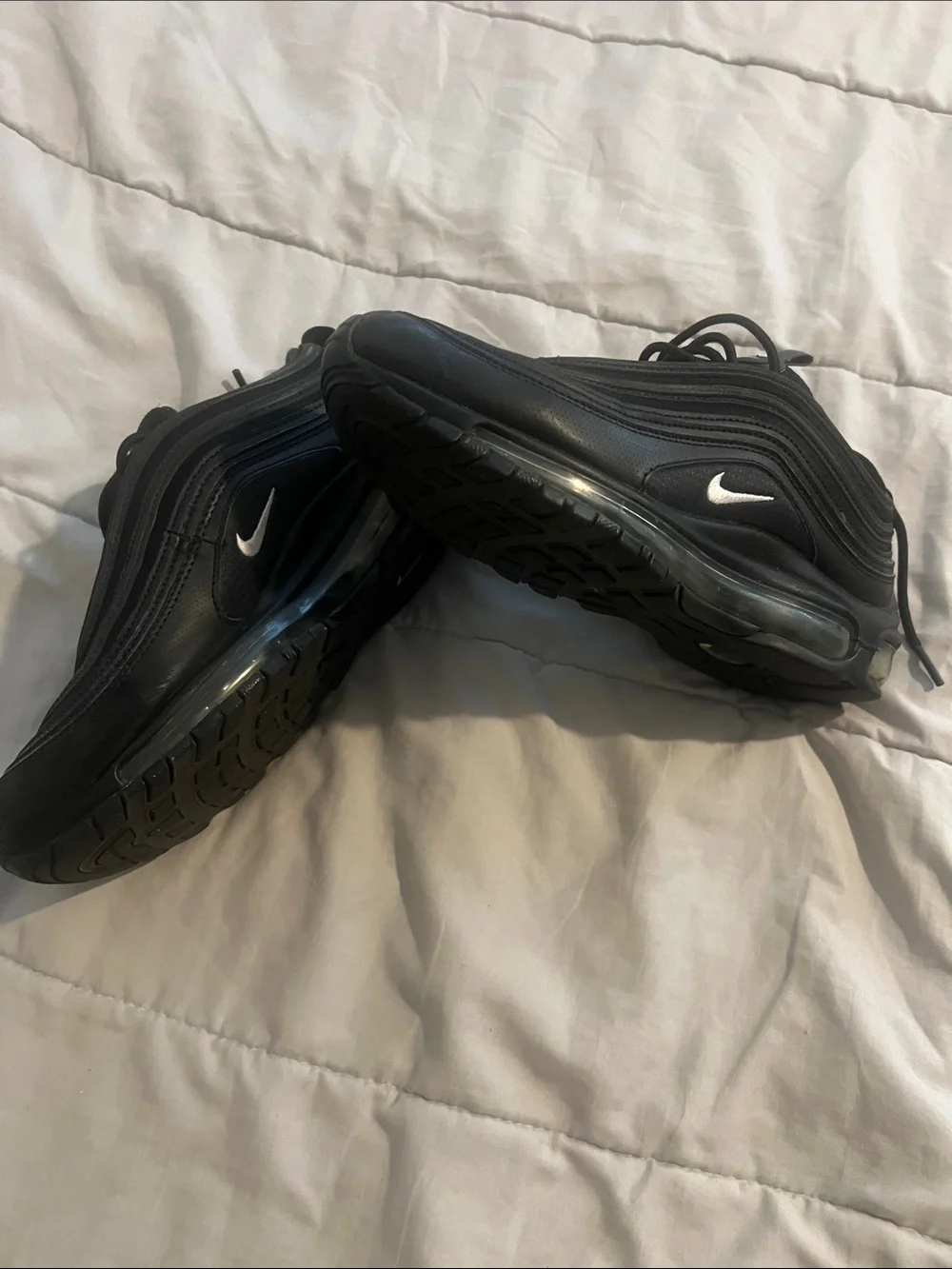 Nike Black Low-Top Athletic Sneakers